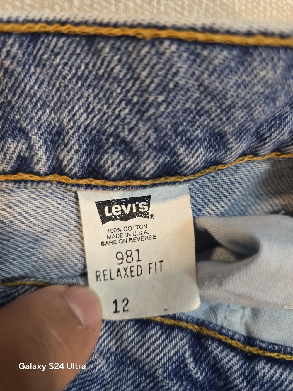 Levi's 981 Relaxed Fit Women's Jeans - Light Blue